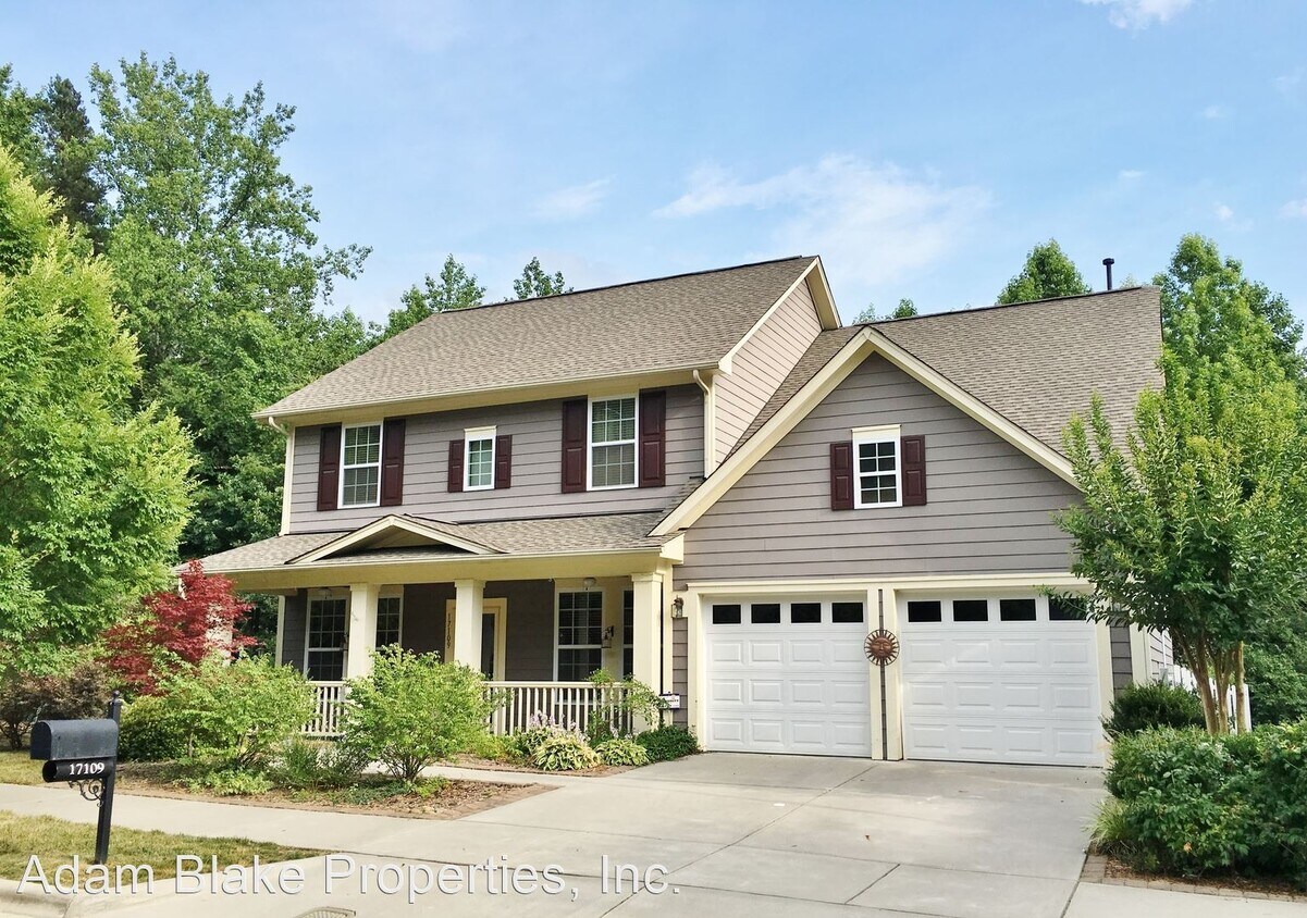 5 br, 3.5 bath House 17109 LAKE PATH DRIVE House Rental in Cornelius, NC