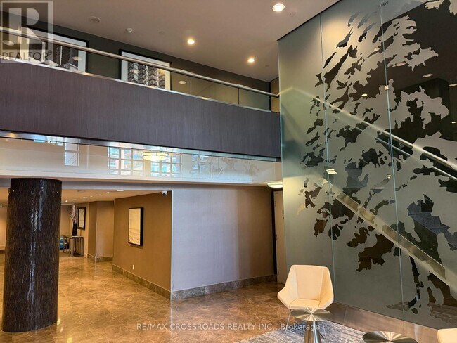 Photo du bâtiment - 65-765 E Liberty St