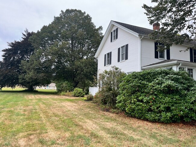 Building Photo - 507 Stonington Rd