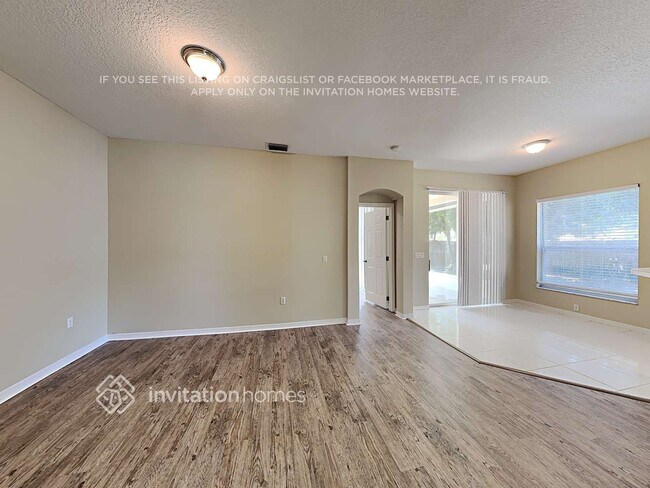 Foto del edificio - 4835 Erin Ln