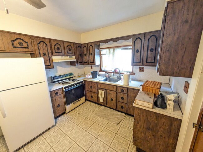 Building Photo - 59 Conwell Ave