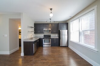 Building Photo - 3116 Lackland Ave