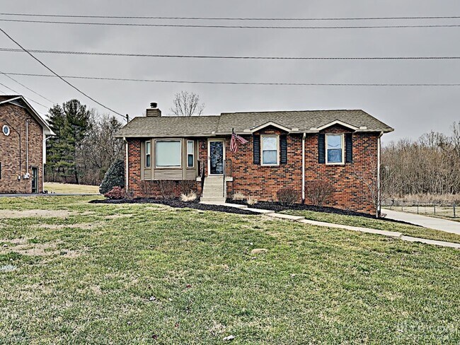 Building Photo - 206 Township Dr