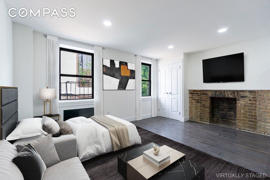 Foto principal - 400 E 9th St