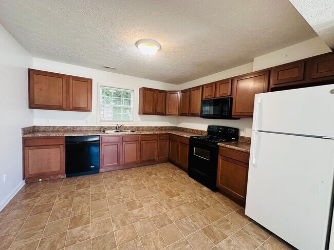 Foto del edificio - 35 Station Ln NE