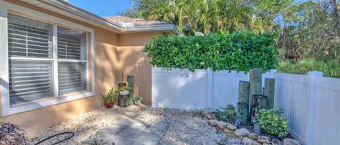 Foto del edificio - 15035 Sterling Oaks Dr