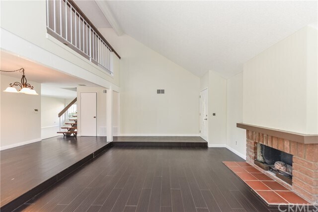 Building Photo - 352 La Tortola Dr
