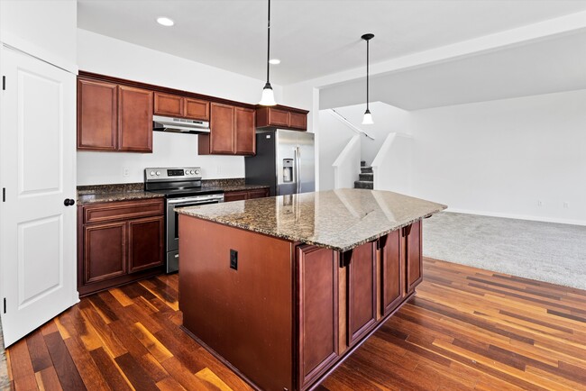 Photo - 679 Ilwaco Pl NE House