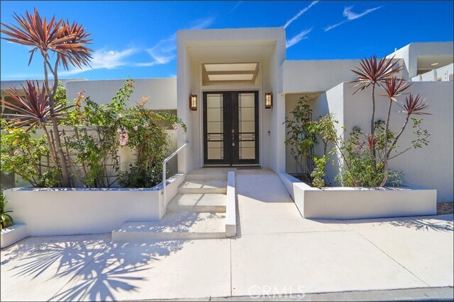 Building Photo - 1284 Coronado Dr