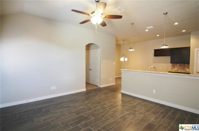 Foto del edificio - 513 Creekside Forest