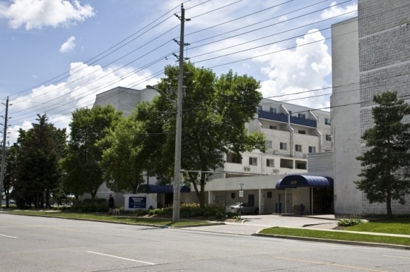 Primary Photo - Talisman Square