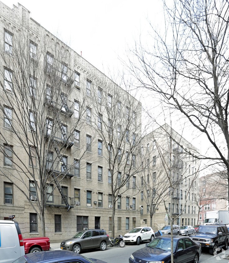 Foto del edificio - 3155 Rochambeau Ave