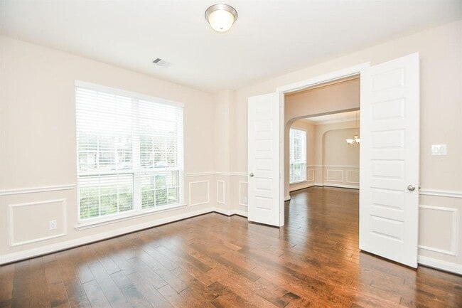 Building Photo - 3418 Honey Blossom Ln