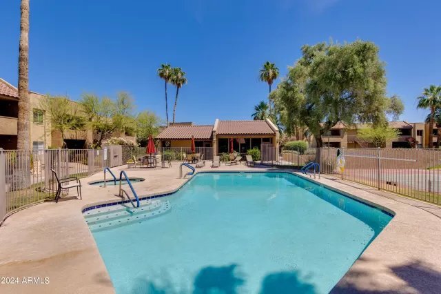 Building Photo - 5877 N Granite Reef Rd