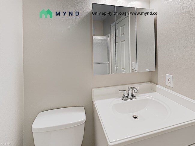 Foto del edificio - 1 br, 1 bath  - 1081 N 5th St Apt 3 Apt 3