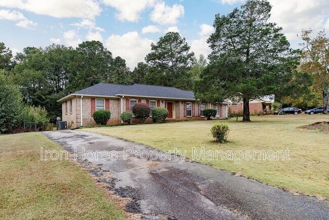 Photo - 160 Jockey Club Dr House