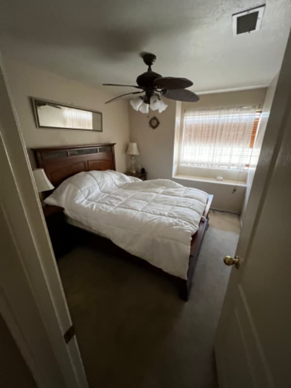 Building Photo - 4201 E Raven Rd