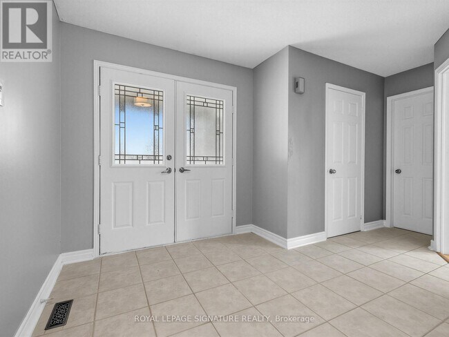 Building Photo - 367 Salisbury Ln