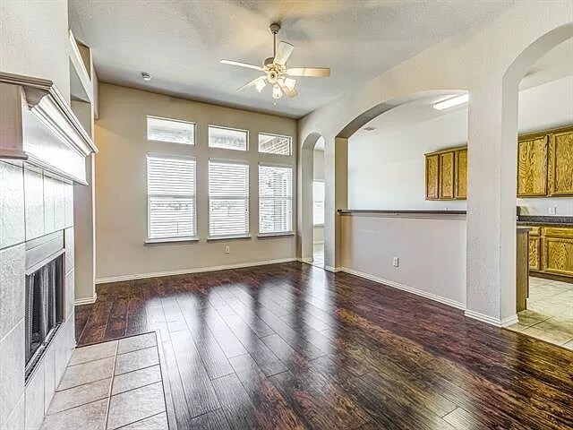 Foto del edificio - 2761 Cascade Cove Dr