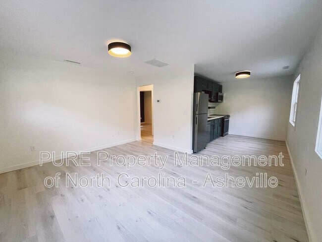 Building Photo - 311 Stevens Ln