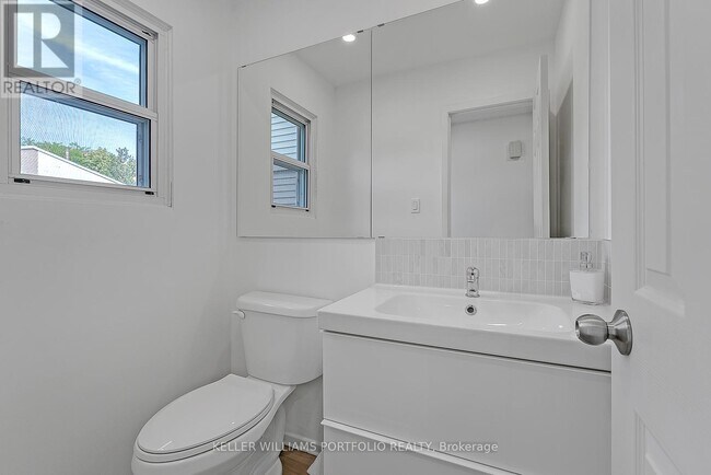 Photo du bâtiment - 3500 Glen Erin Dr