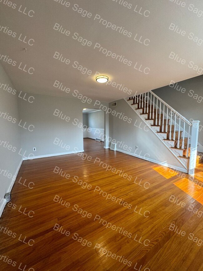 Building Photo - Beautiful 3 Bedroom, 1.5 Bath in Glenolden