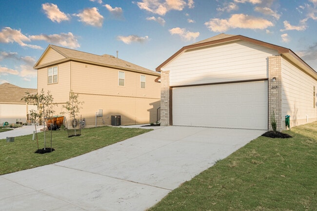 Building Photo - 2020 Cassiopeia Bend