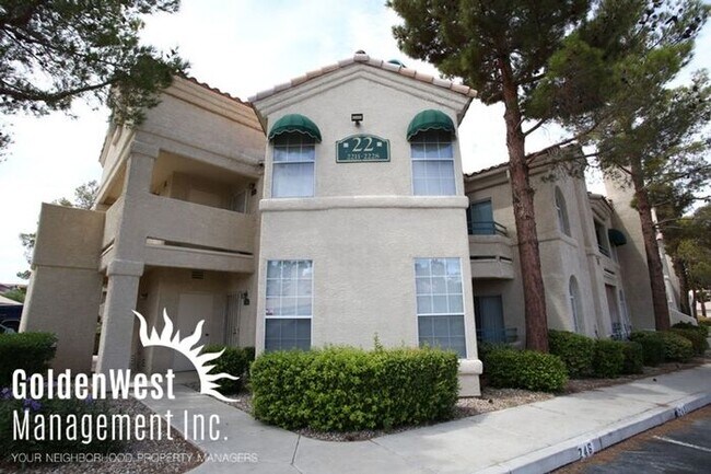 Foto del edificio - Beautiful 2Bdm 2Ba Condo w/ Detached 1 Car...