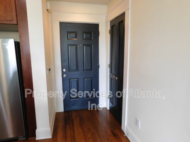Foto del edificio - 943 N Ormewood Park Dr SE