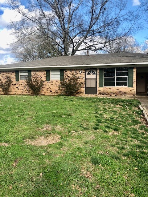 Primary Photo - 2906 Southern Heights Rd
