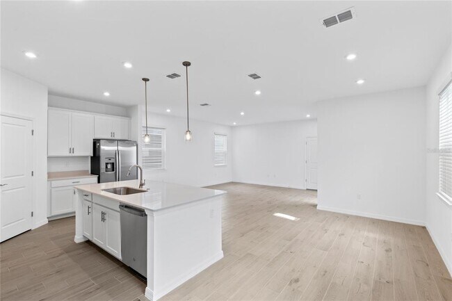Foto del edificio - 5746 Stockade Blvd