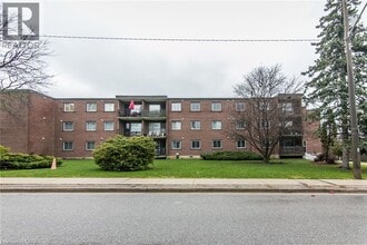 Building Photo - 4 Avalon Pl