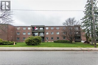 Building Photo - 4 Avalon Pl