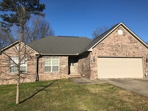 Building Photo - 2114 Richland Park Dr