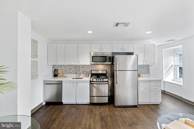 Foto del edificio - 430 8th St SE