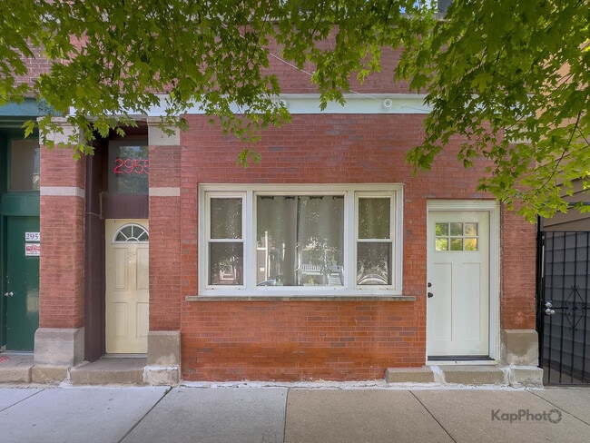 Foto del edificio - 2955 N Spaulding Ave