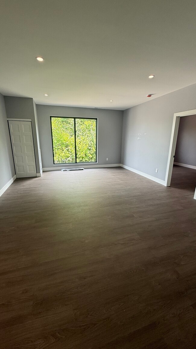 Living Room - 116 Main St