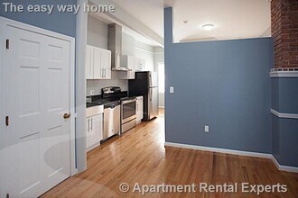 Building Photo - 175 Rindge Ave