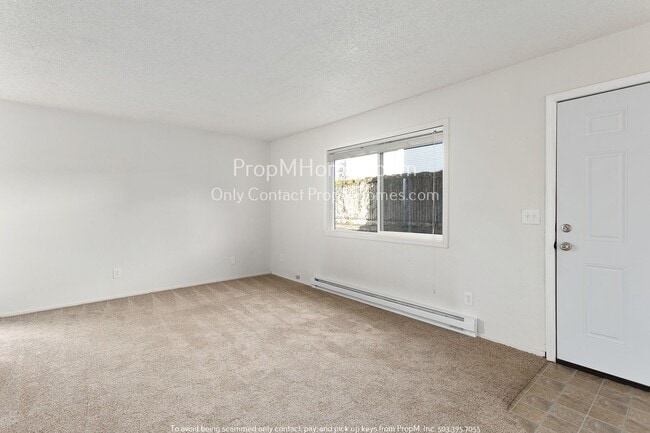 Building Photo - 3510 SE 61st Ave