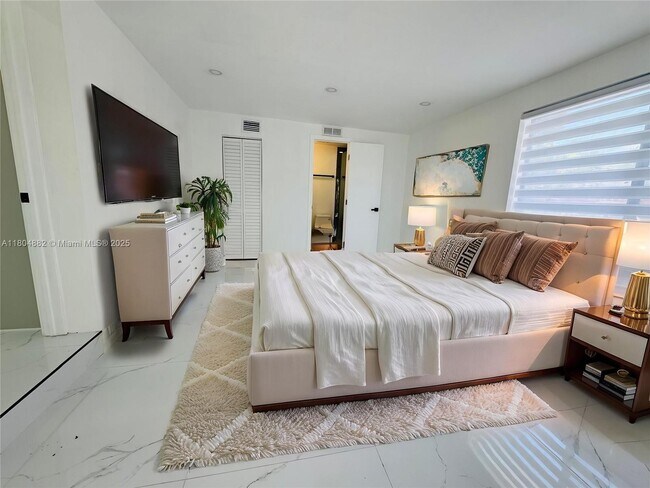 Foto del edificio - 1440 N 71st Ave