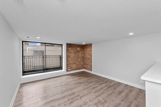 Foto del edificio - 1225 N La Salle Dr