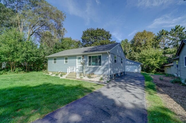 Building Photo - 4512 Rahel St