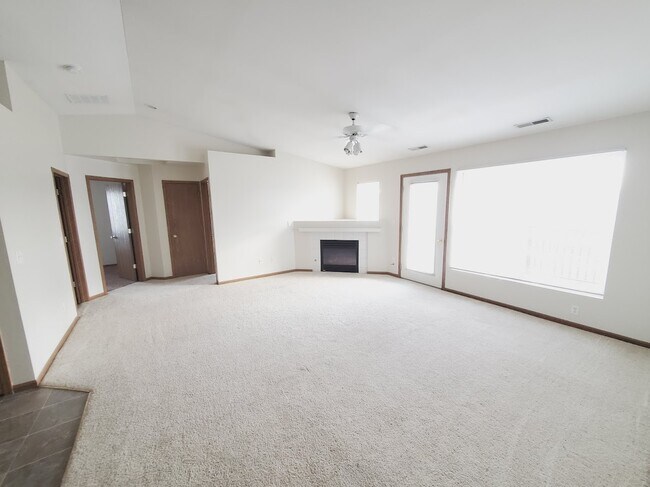 Foto del edificio - 1200 Murray St NE