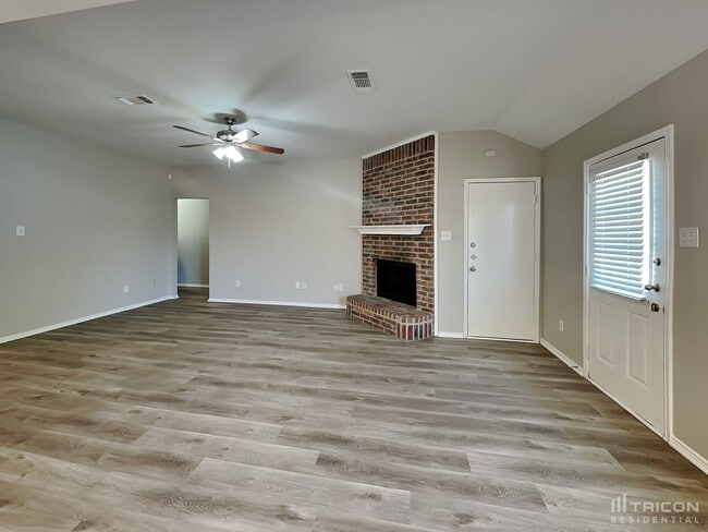 Building Photo - 7319 Woodhome Dr