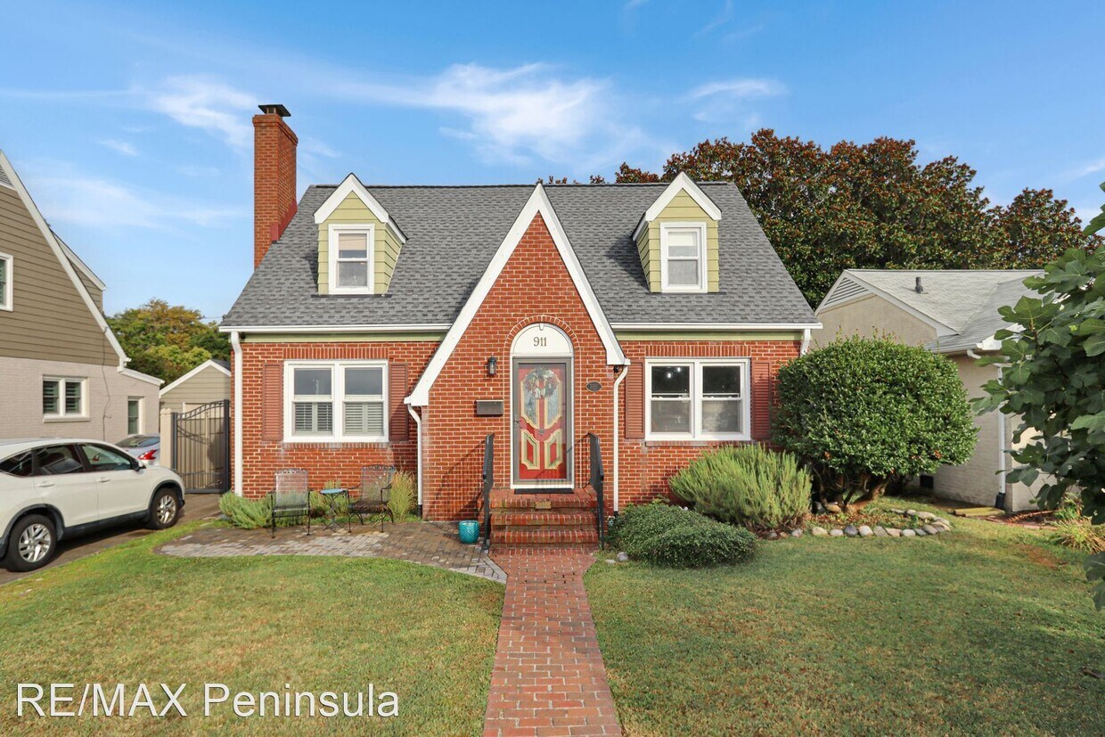 Primary Photo - 3 br, 2 bath House - 911 Chesapeake Ave