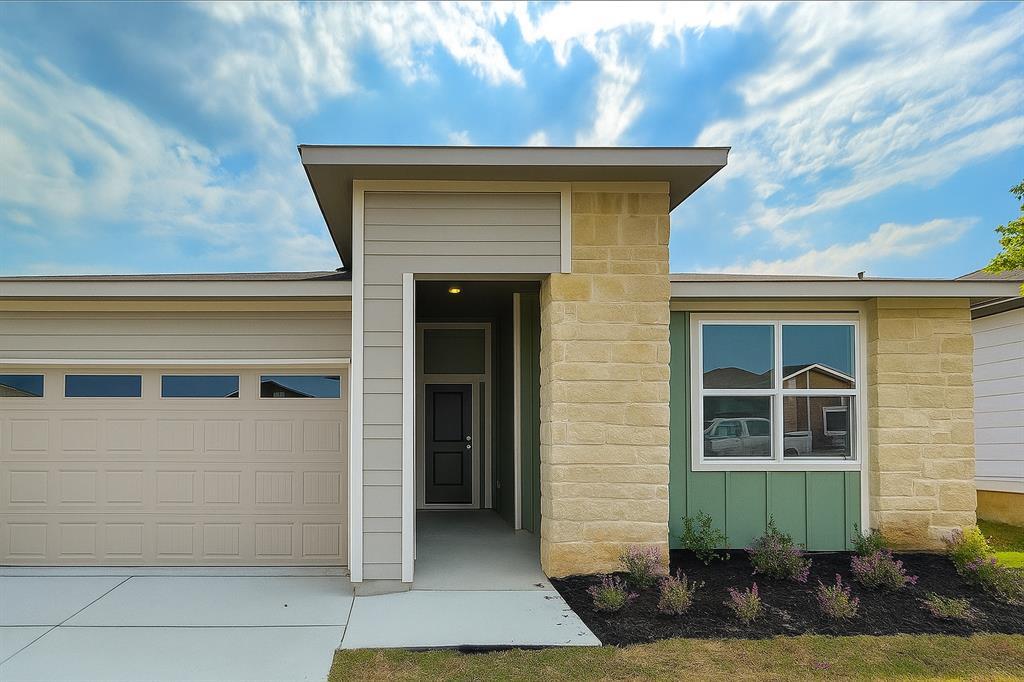 Foto principal - 3013 Louris Ln