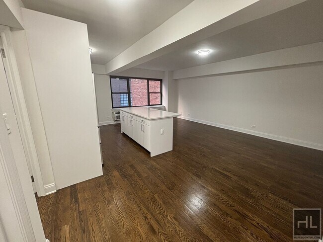 Foto del edificio - EAST 57 STREET