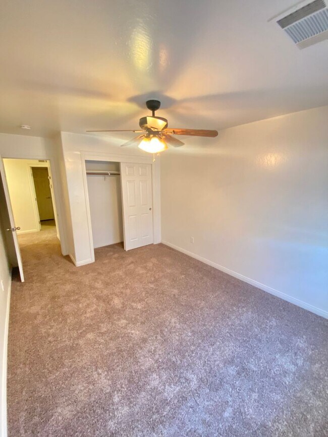 Foto del edificio - Beautiful 3 bed 2 bath Home in Rosedale!
