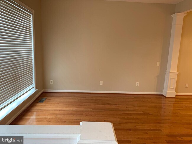 Foto del edificio - 6327 Summer Moon Ln