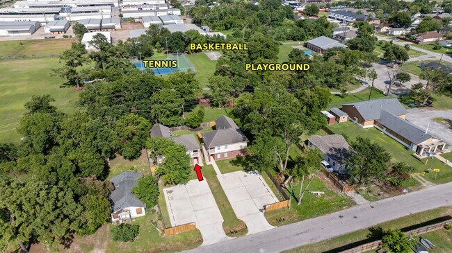 Foto del edificio - 5616 Teague Rd